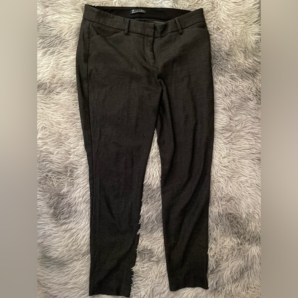7th avenue Women’s Dark grey work slacks. Size 8.